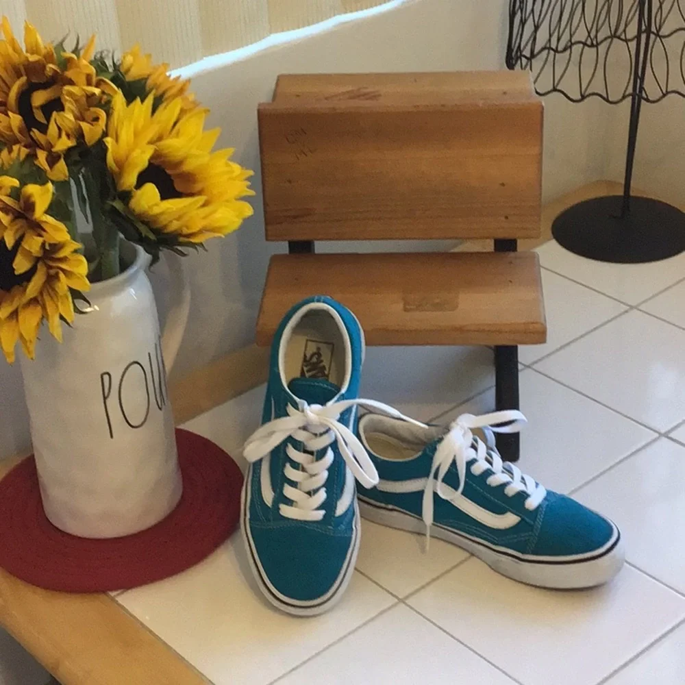 ‘Vans’ Old Skool Canvas/Suede Low Top Sneakers - Picture 2 of 8